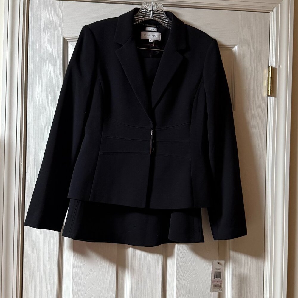 Women's Calvin Klein 2 Piece Set Brand New Size 6